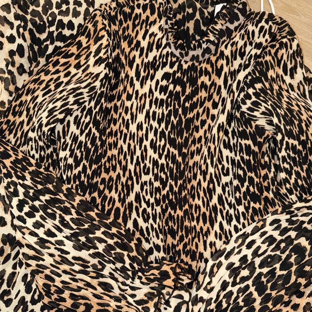Ganni Leopard Pleated Georgette Dress - Picture 8 of 13